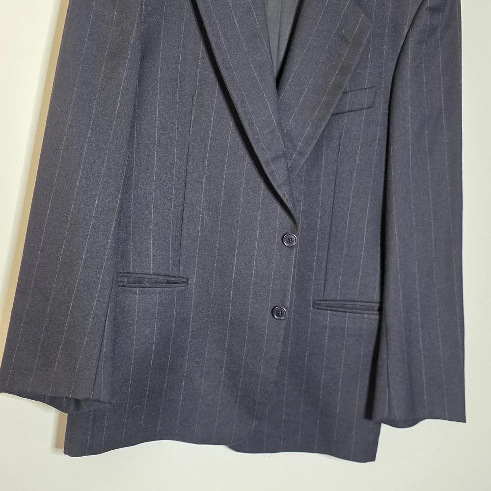 Valentino Vintage Blue Men's Pinstripe Blazer **Size Not marked Great Condition